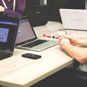 startupstockphotos laptops 593296 1920